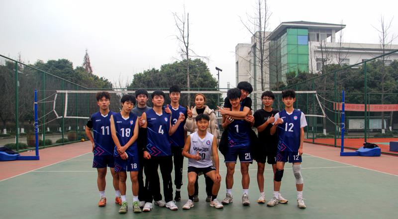 QQ20251015-143109